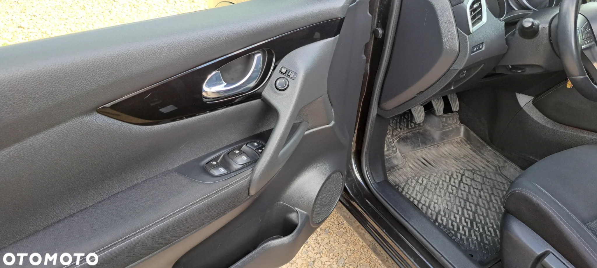 Nissan Qashqai 1.2 DIG-T Acenta EU6 - 12