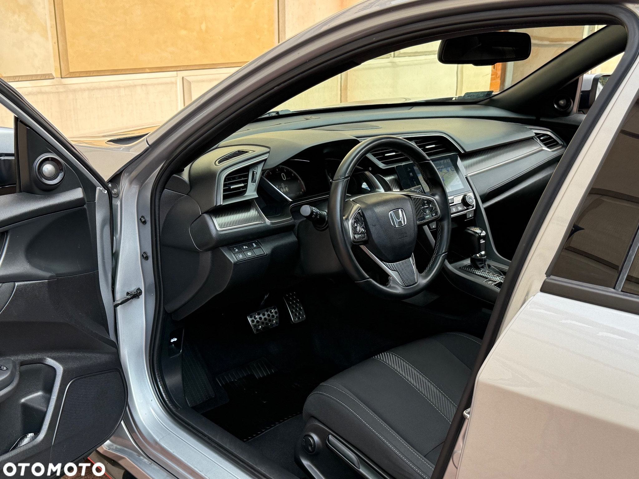 Honda Civic 1.5 T Sport Plus (Navi) - 37