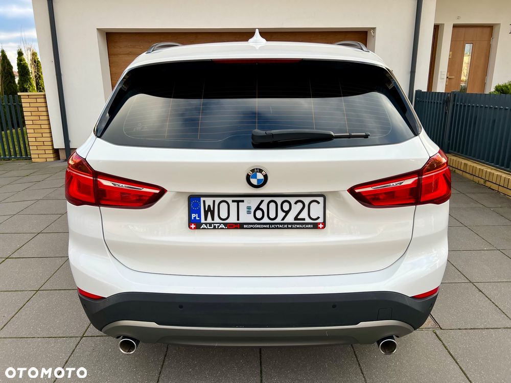 BMW X1 xDrive18d - 6
