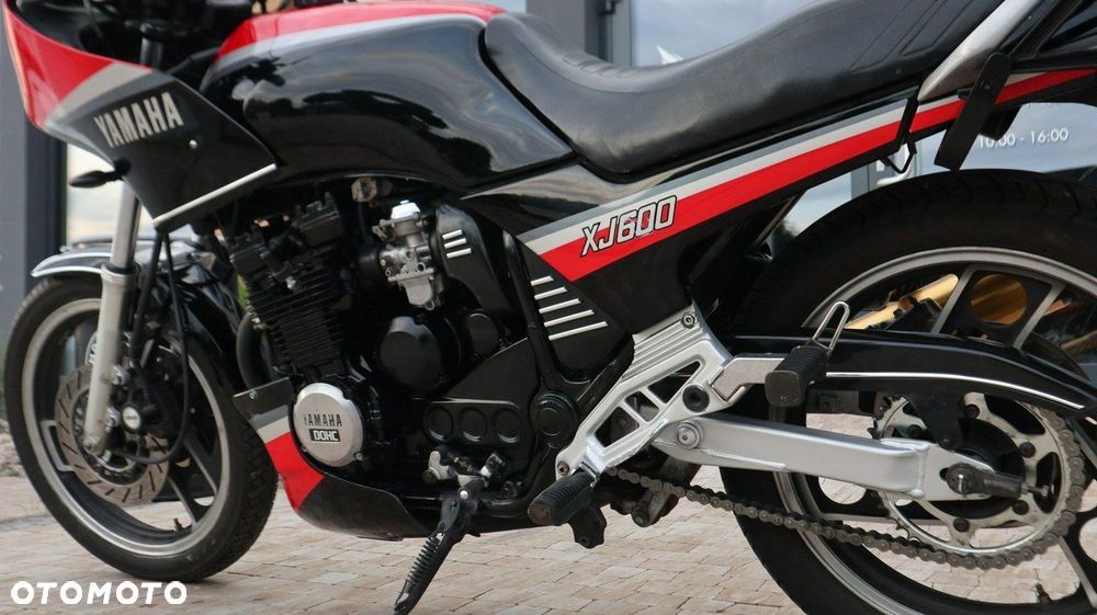 Yamaha XJ - 7