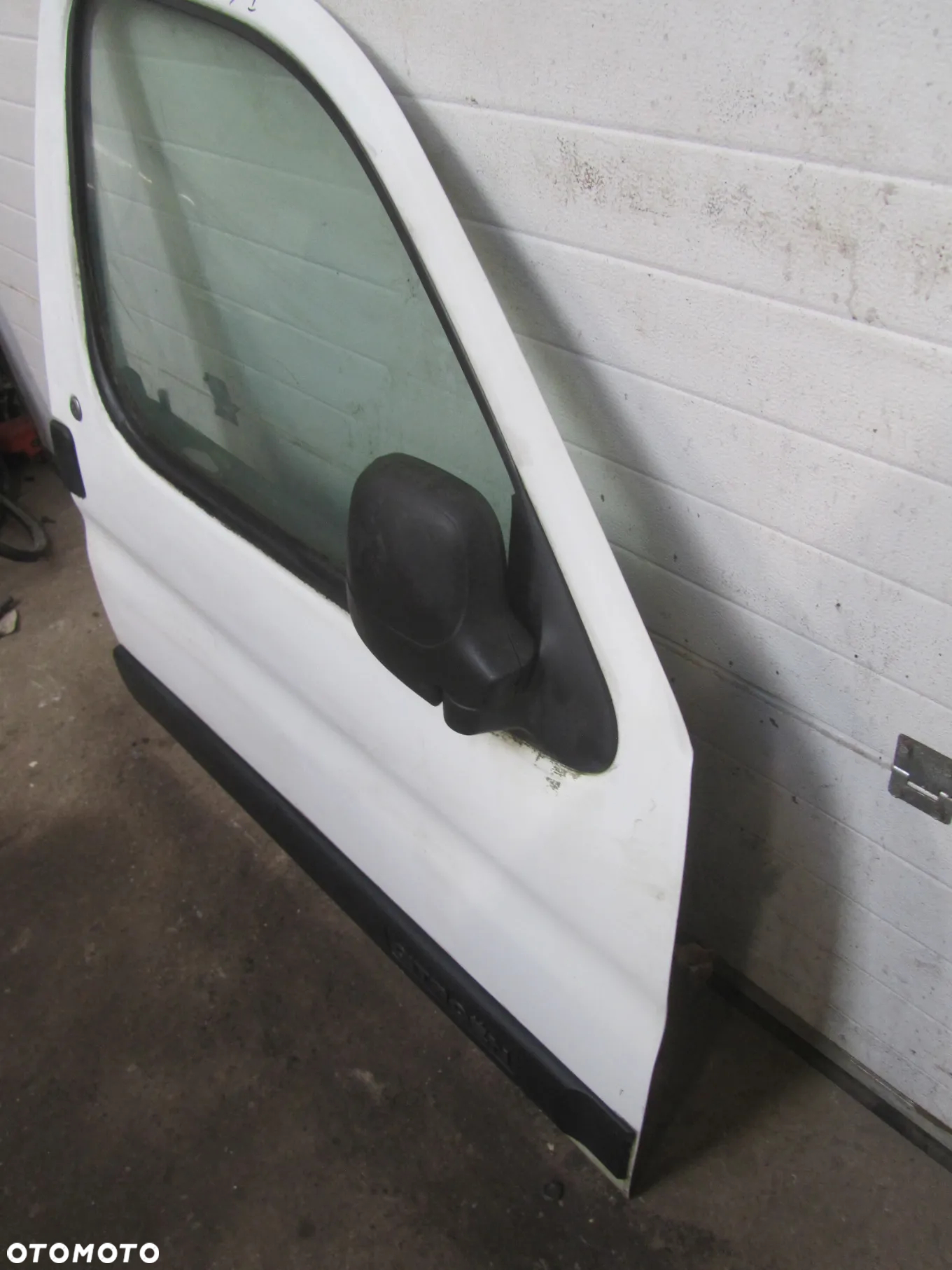 Peugeot Partner-Berlingo 96->drzwi prawy przód - 3