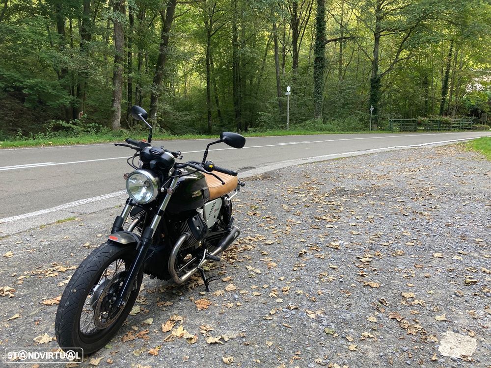 Moto Guzzi V7 Special II - 8