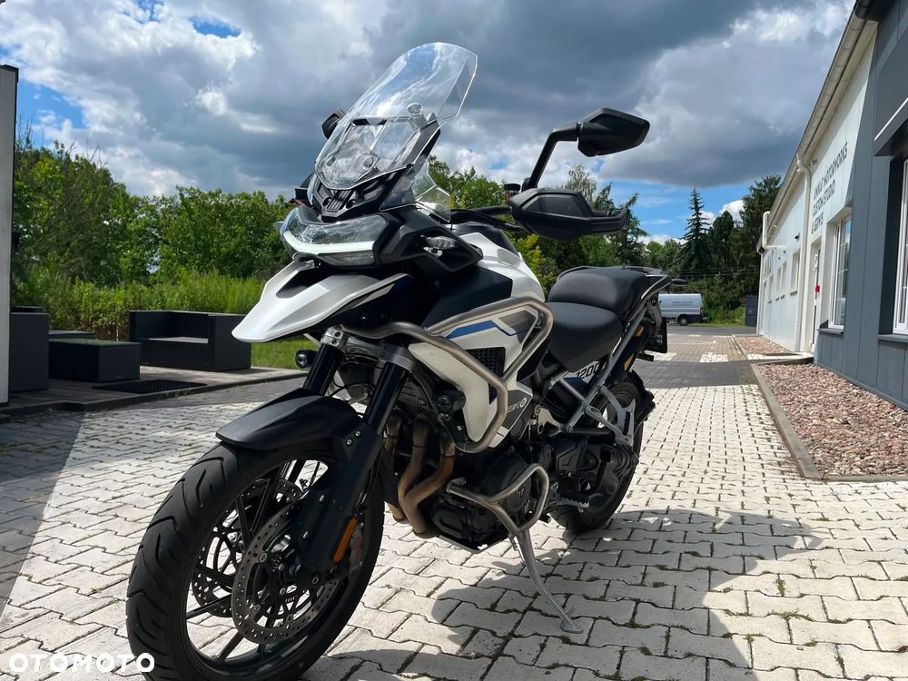 Triumph Tiger - 7