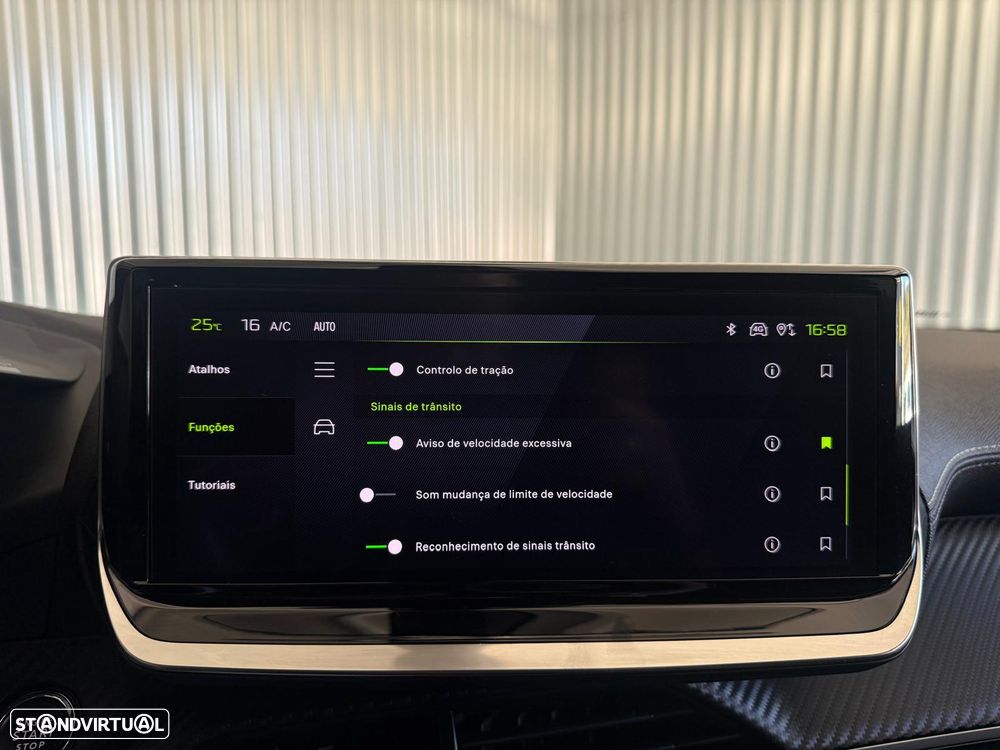 Peugeot 2008 1.2 PureTech GT EAT8 - 20