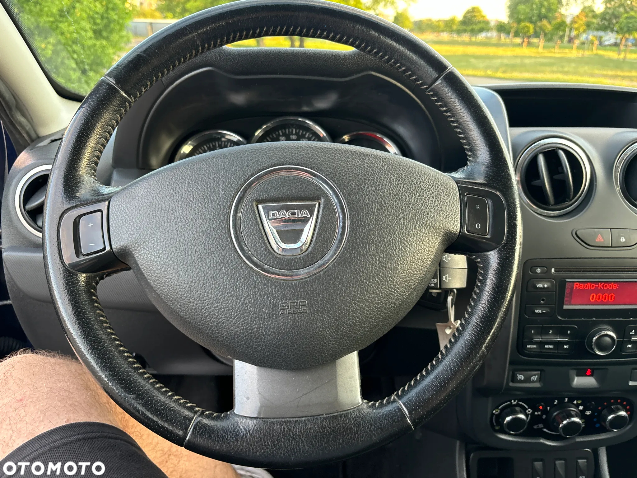 Dacia Duster 1.6 SCe Ambiance S&S - 18