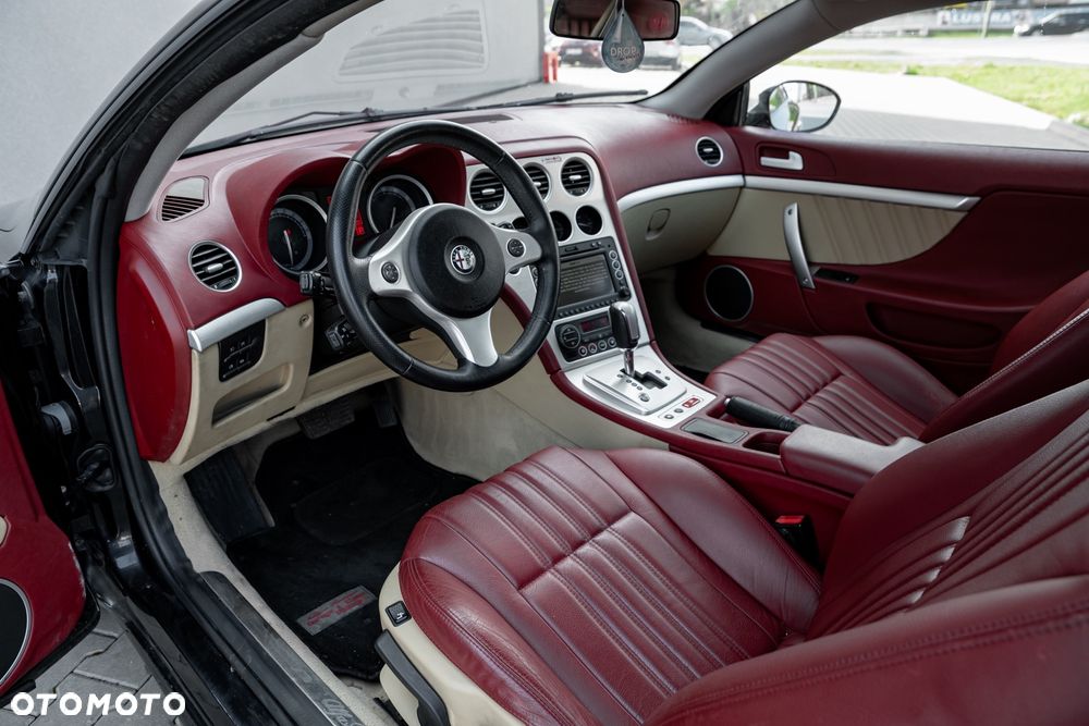 Alfa Romeo Brera 3.2JTSQ4 Q-Sky View - 15