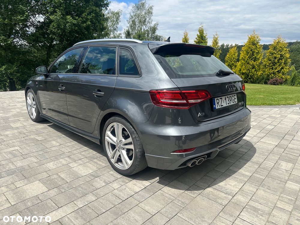 Audi A3 Sportback - 3