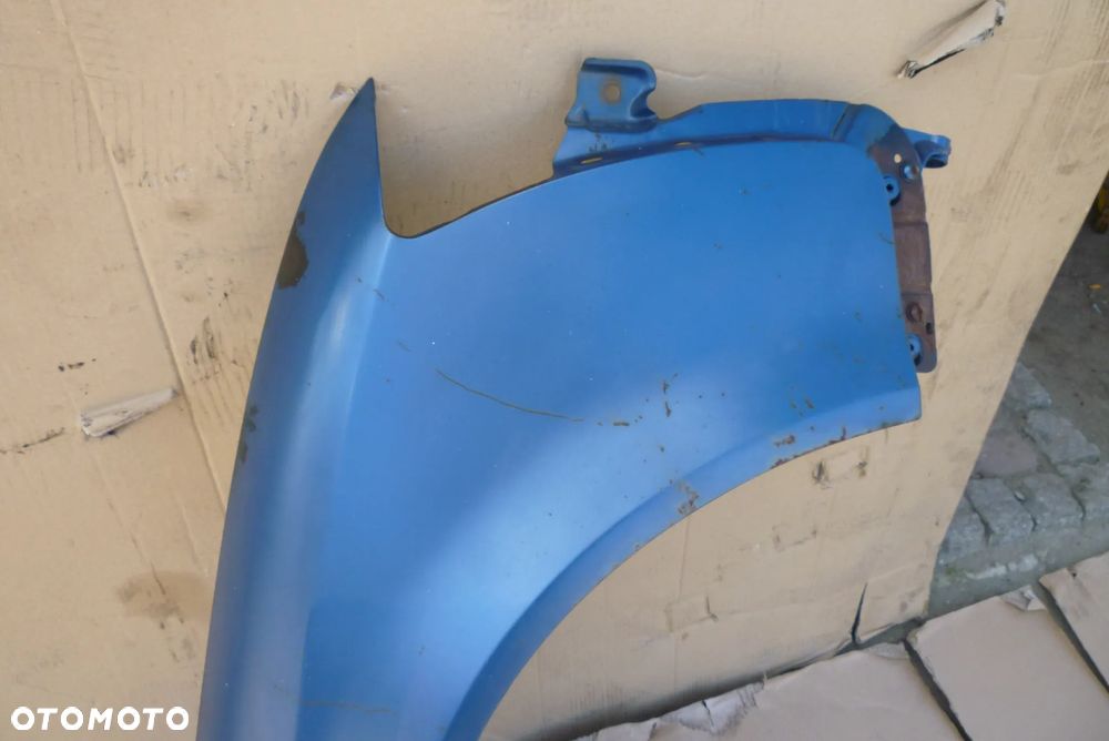 Błotnik prawy AUDI A4 B6 - 2