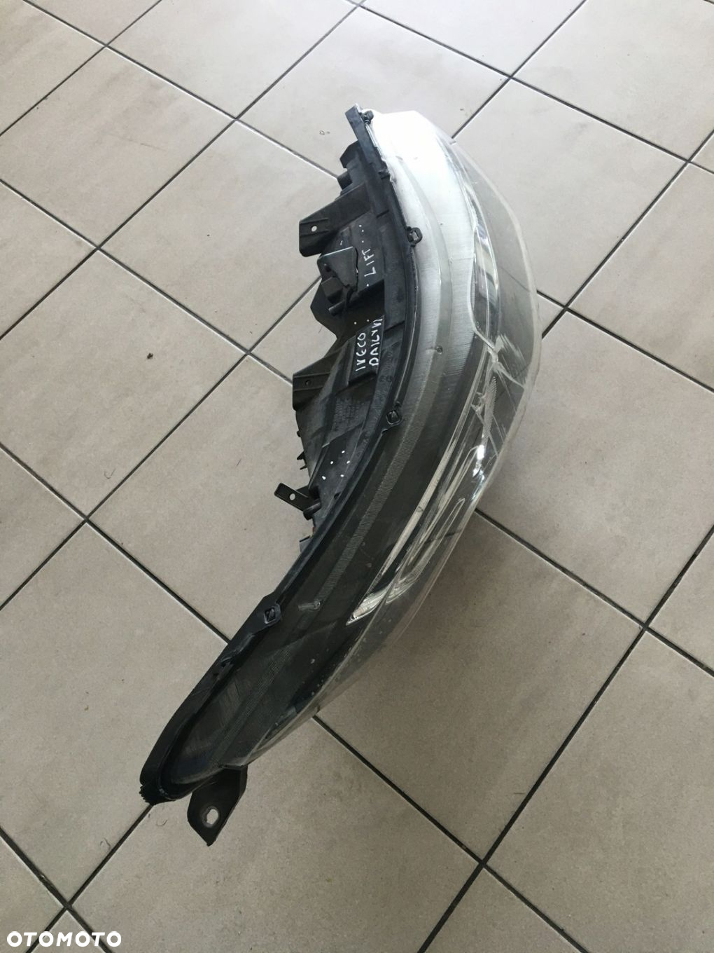 IVECO DAILY 19- LAMPA PRAWA REFLEKTOR PRAWY FULL LED 5802711799 USZKODZONY - 10
