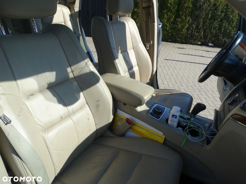 Jeep Grand Cherokee - 14