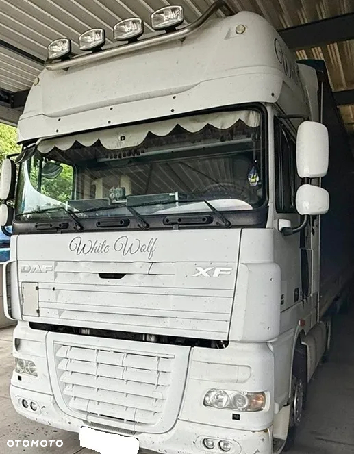 DAF XF 105.460 Ate SUPER SPACE CAB AUTOMAT SPOJLERY KLIMA LODÓWKA ORUROWANIE Z HALOGENAMI XENONY 2xALUTANK LOW DECK MEGA 2013r ŁADNY - 2