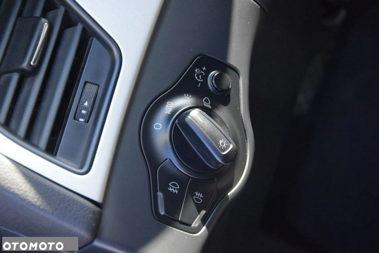 Audi A4 Avant 1.8 TFSI multitronic Ambiente - 30