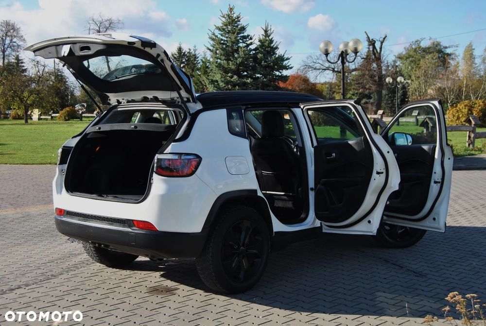 Jeep Compass 1.4 MultiAir Longitude - 21