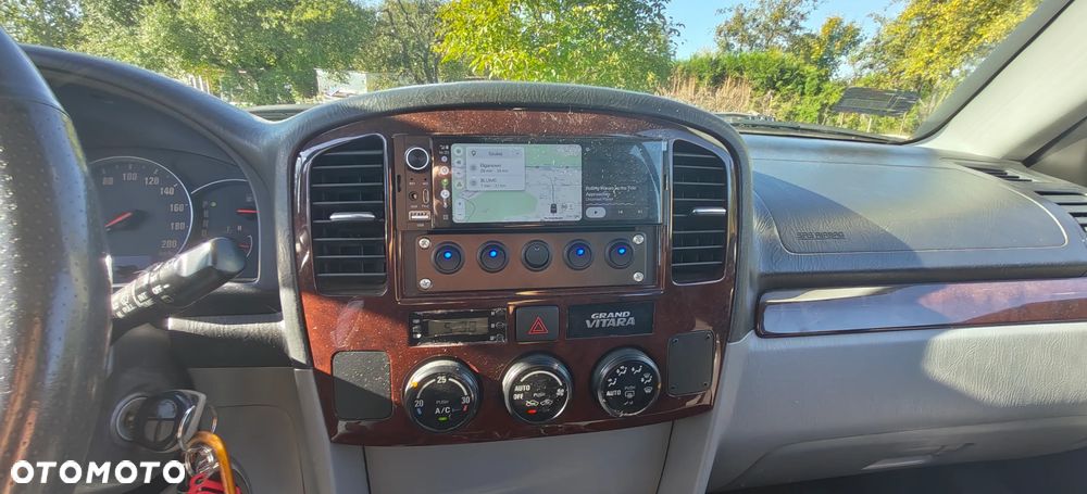 Suzuki Grand Vitara - 18