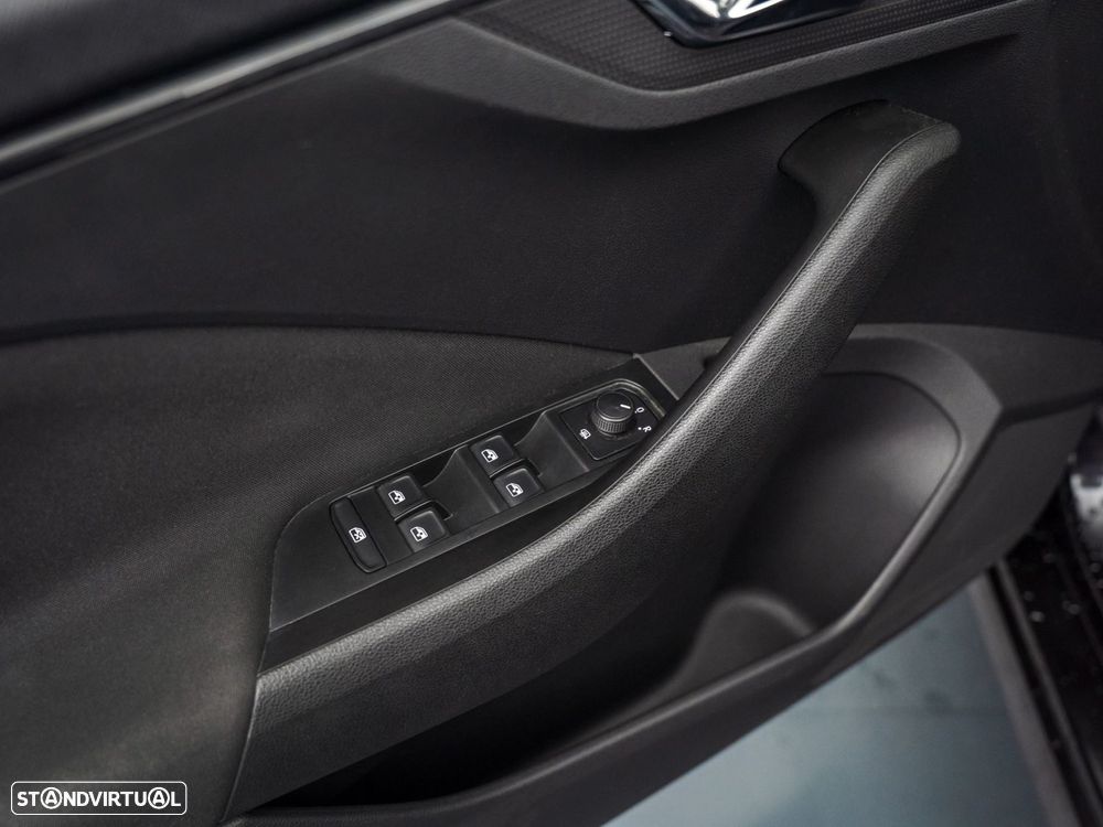 Skoda Kamiq 1.0 TSI Ambition - 15