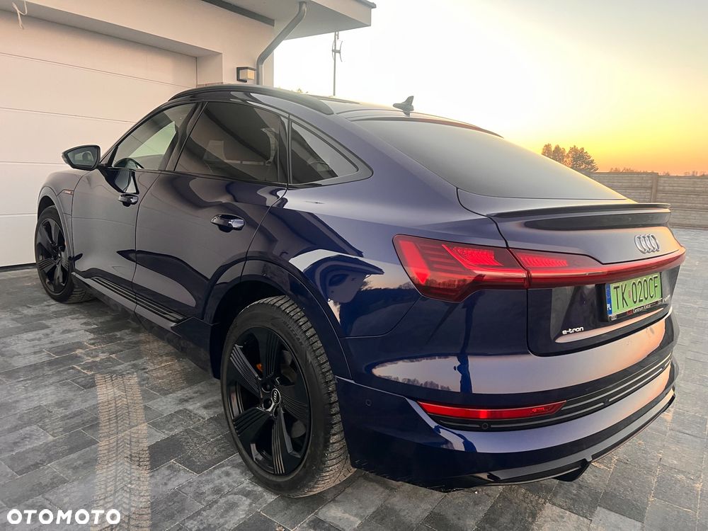 Audi Q8 Sportback e-tron 55 quattro S line - 28