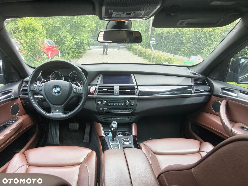 BMW X6 xDrive50i M Sport - 11