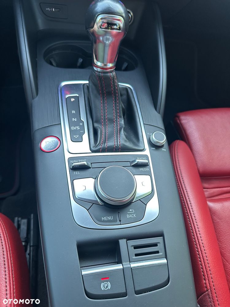 Audi S3 S tronic - 15
