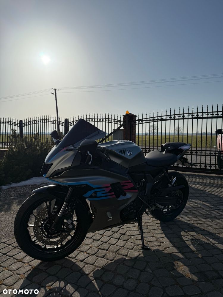 Yamaha R7 - 2