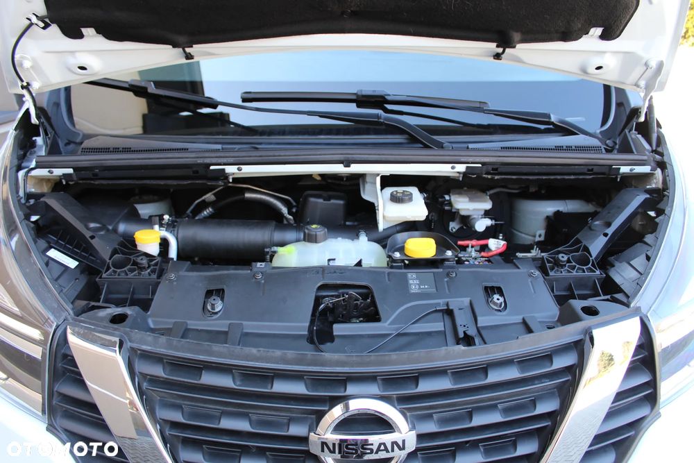 Nissan NV 300 - 11