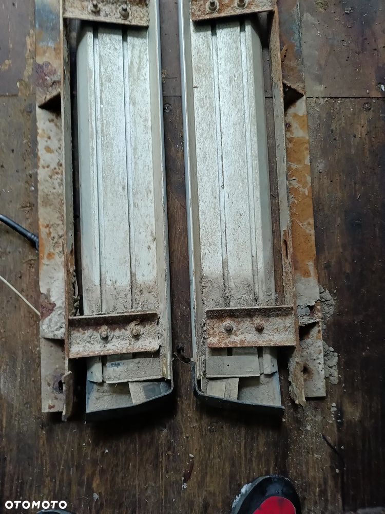 Stopnie boczne orurowanie progi Toyota Rav 4  RAV4 - 6