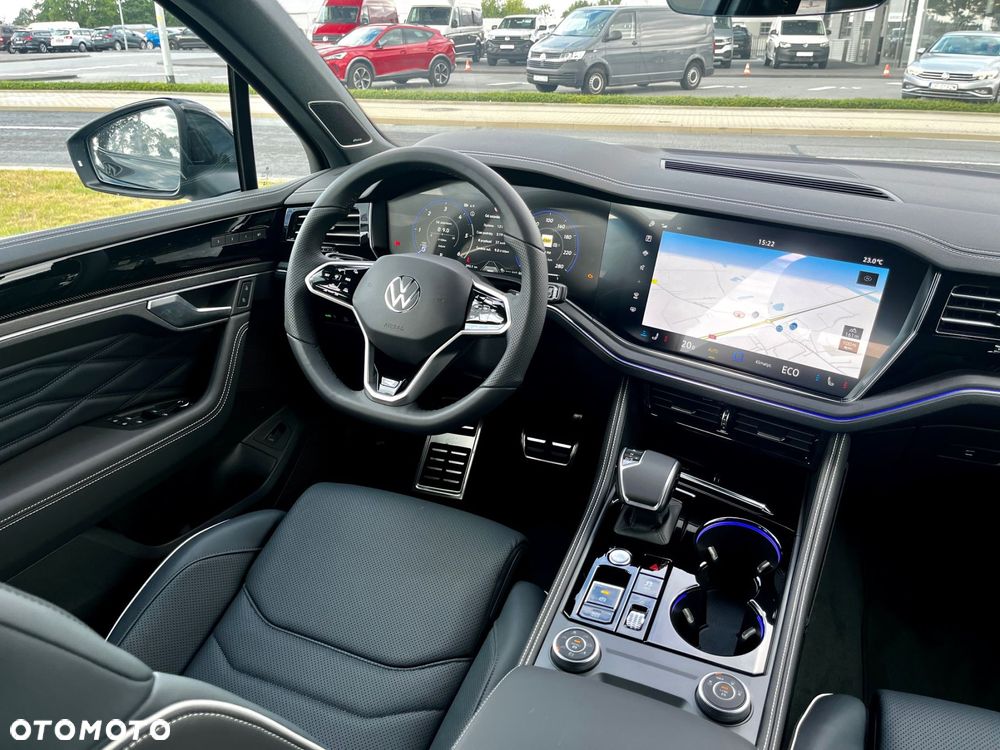 Volkswagen Touareg - 8