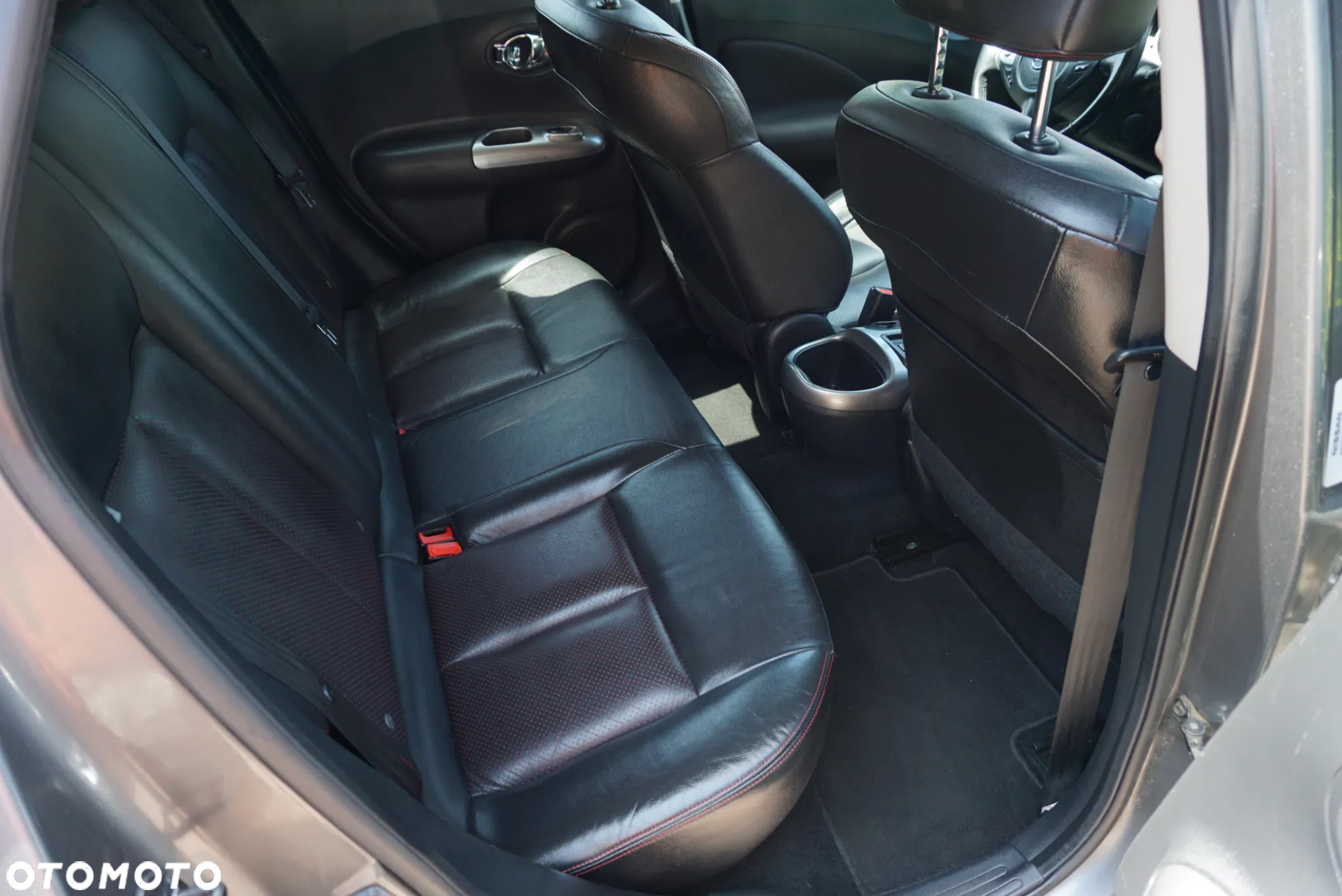 Nissan Juke 1.6 DIG-T Tekna - 23