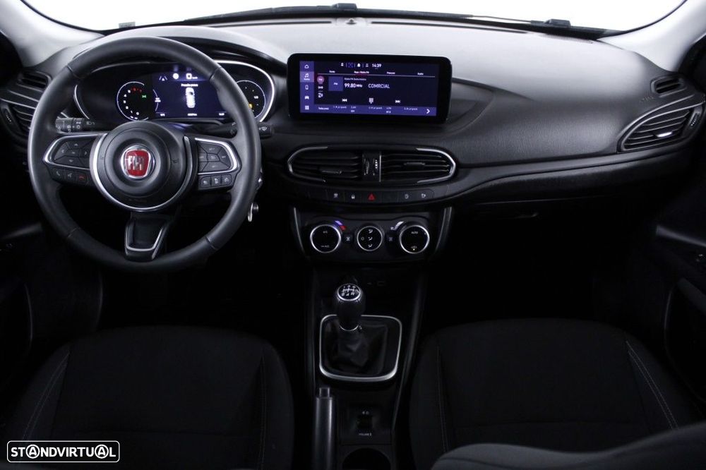 Fiat Tipo Station Wagon Cross 1.0 GSE T3 Cross - 18