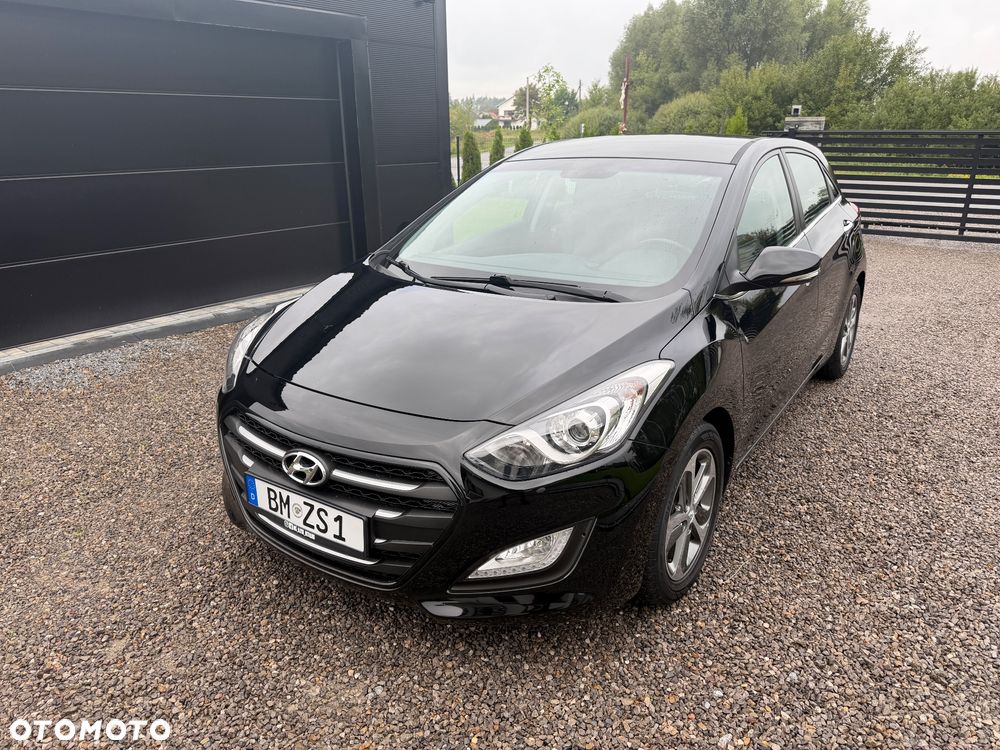 Hyundai i30 blue 1.6 GDI YES Gold - 25