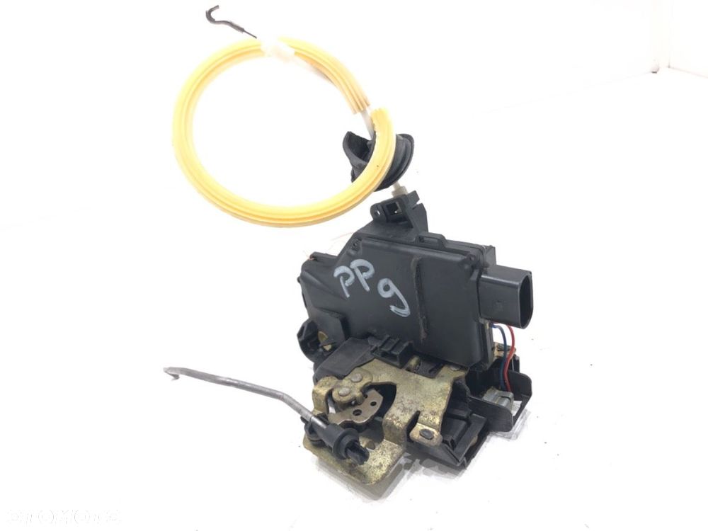 ZAMEK DRZWI PRAWY PRZÓD - 133.00 PLN - AUDI A2 (8Z0) 2000 - 2005 1.4 55 kW [75 KM] benzyna 2000 - - 2