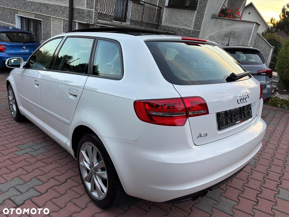 Audi A3 Sportback 2011 photo 3