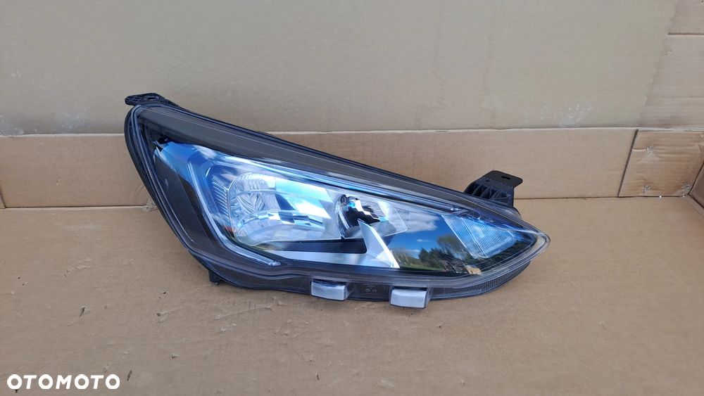 FORD FOCUS MK4 LAMPA PRAWA PRZOD LED MX7B-13E014-CC - 1