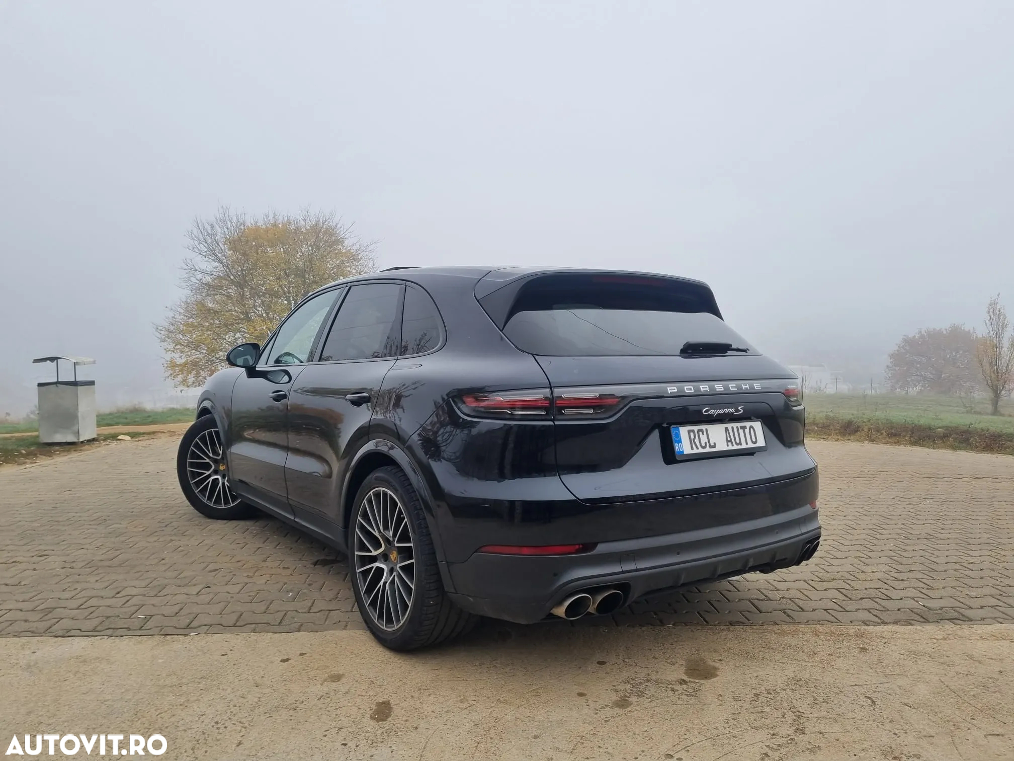 Porsche Cayenne S Tiptronic S Platinum Edition - 4