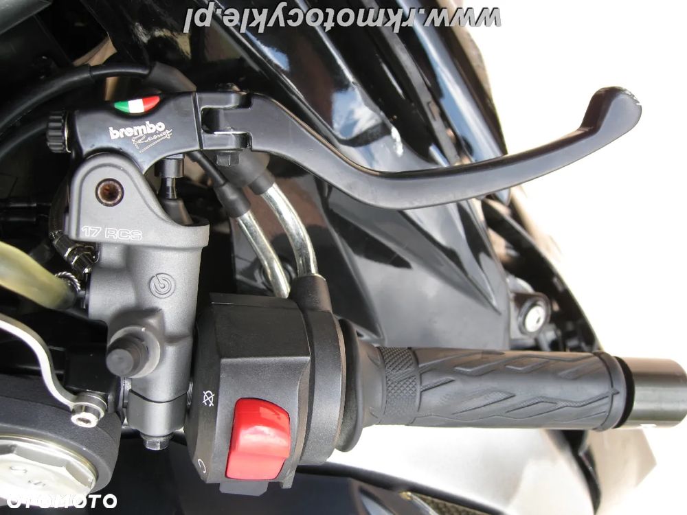 Suzuki GSX-R - 13