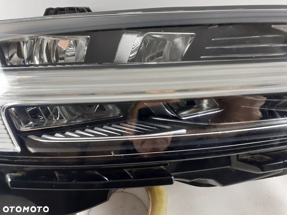 Lampa prawa Volvo S\V60 CC 17-20 Full led 32314149 - 4