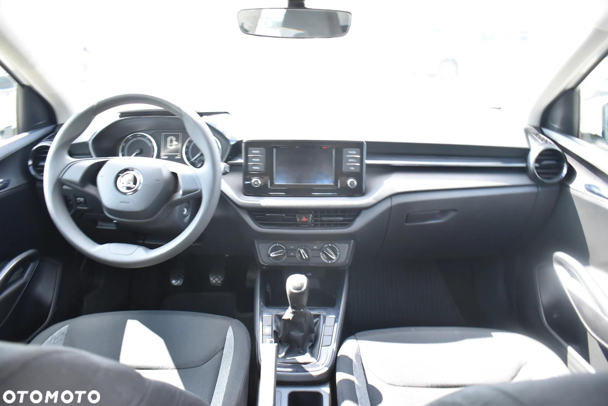 Skoda Fabia 1.0 Active - 19