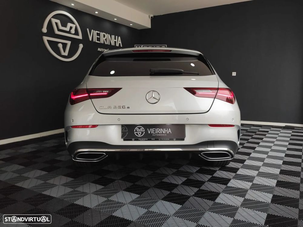 Mercedes-Benz CLA 250 e Shooting Brake AMG Line - 19