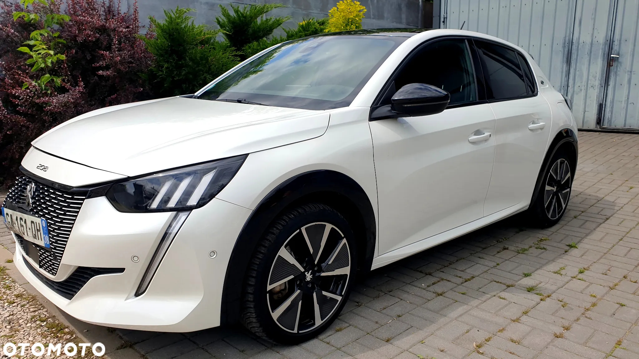 Peugeot 208 e-208 GT - 3
