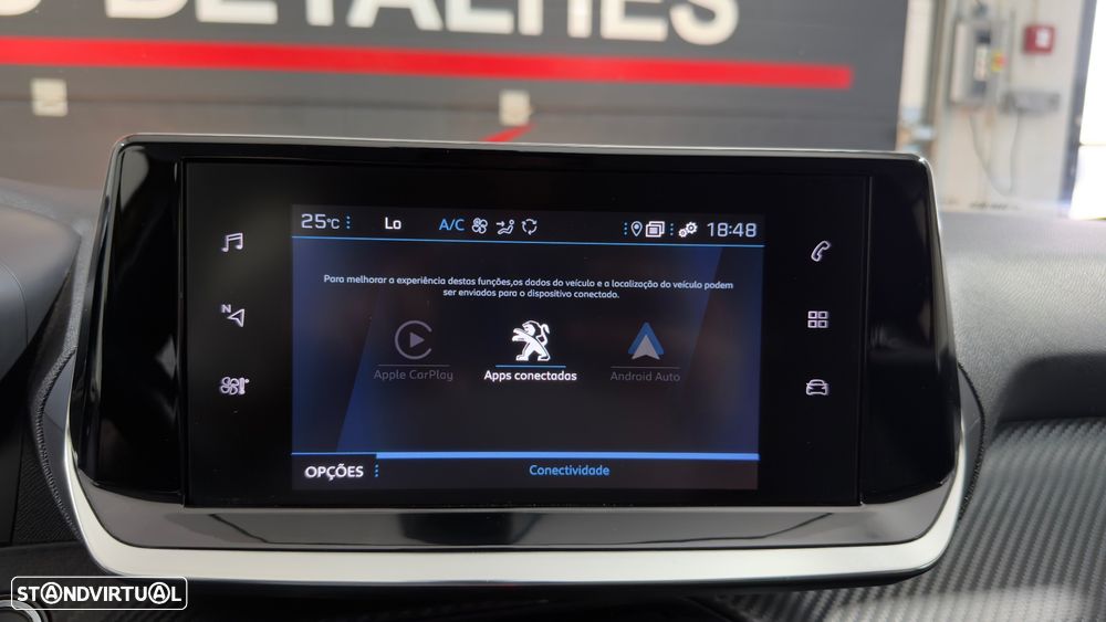 Peugeot 208 PureTech 100 Allure - 28