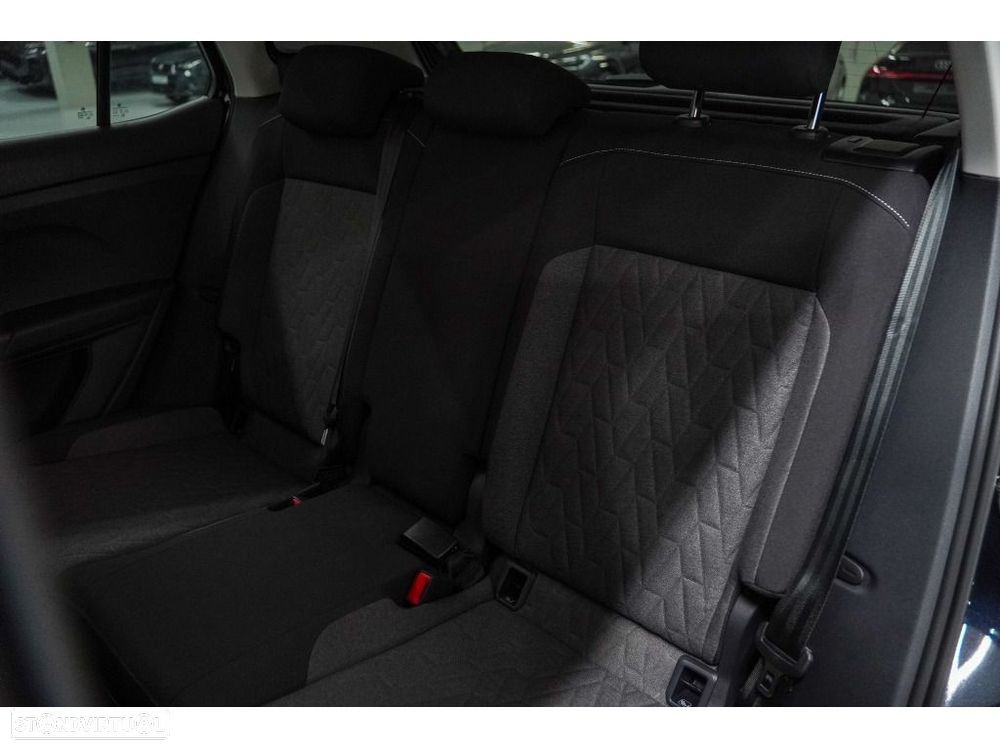 VW T-Cross 1.0 TSI Urban DSG - 13