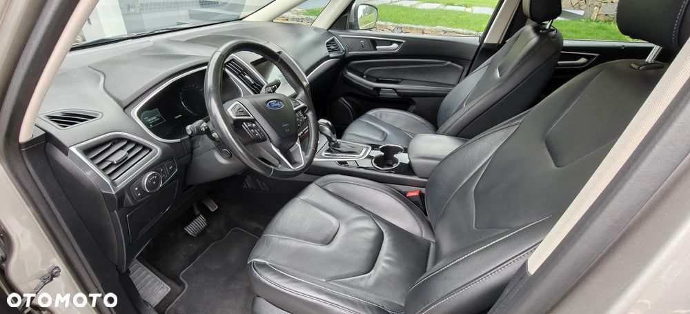 Ford S-Max 2.0 TDCi 4WD Titanium PowerShift - 21