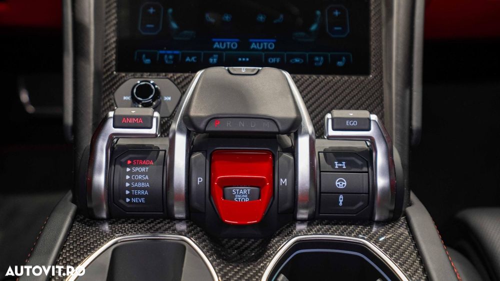 Lamborghini URUS - 27