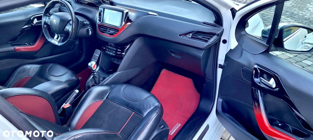 Peugeot 208 1.6 THP GTi - 28