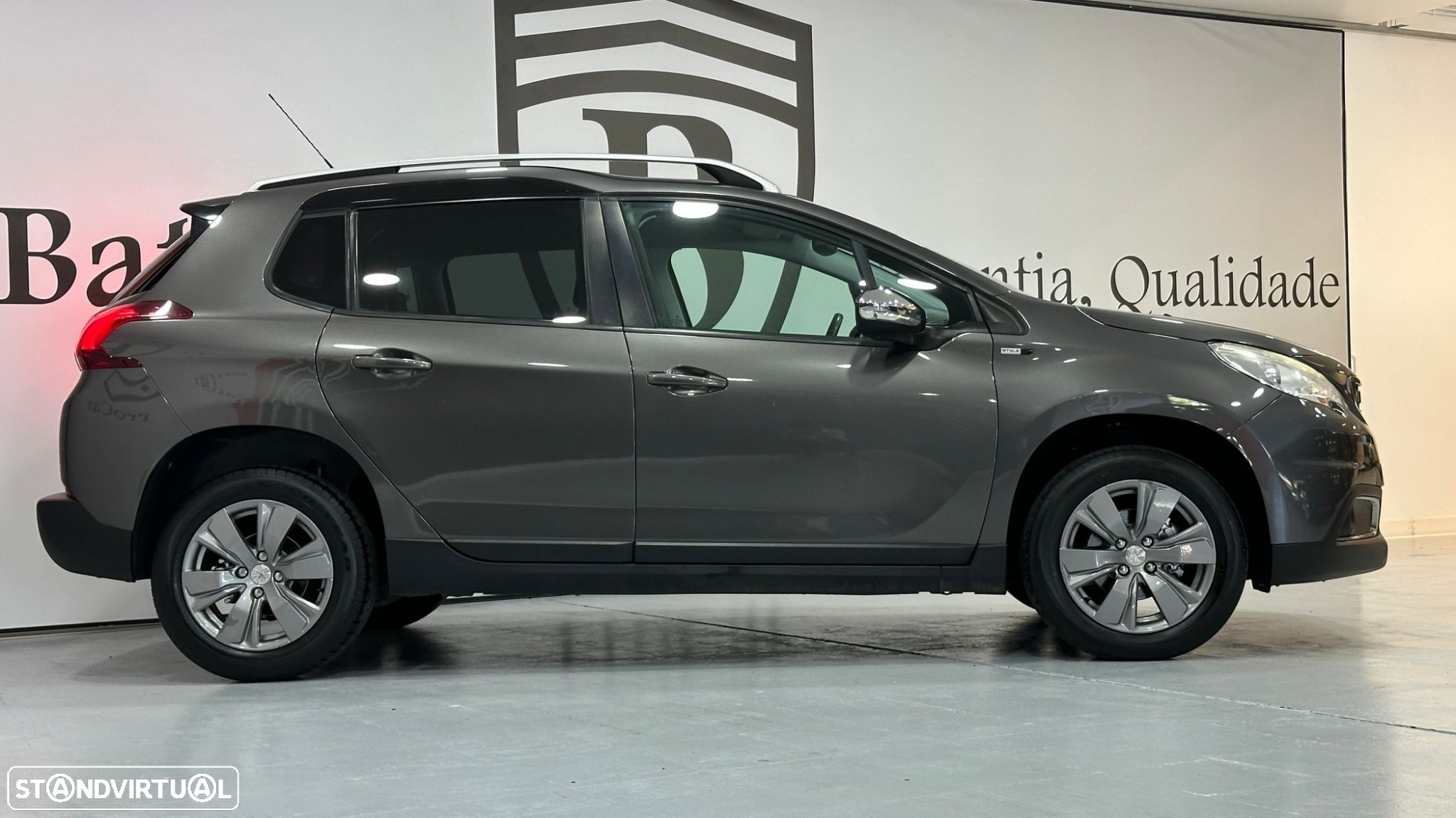 Peugeot 2008 1.6 BlueHDi Style - 7