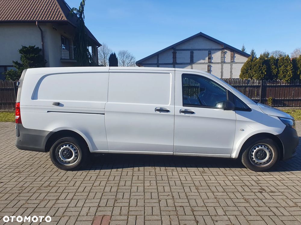 Mercedes-Benz VITO - 10