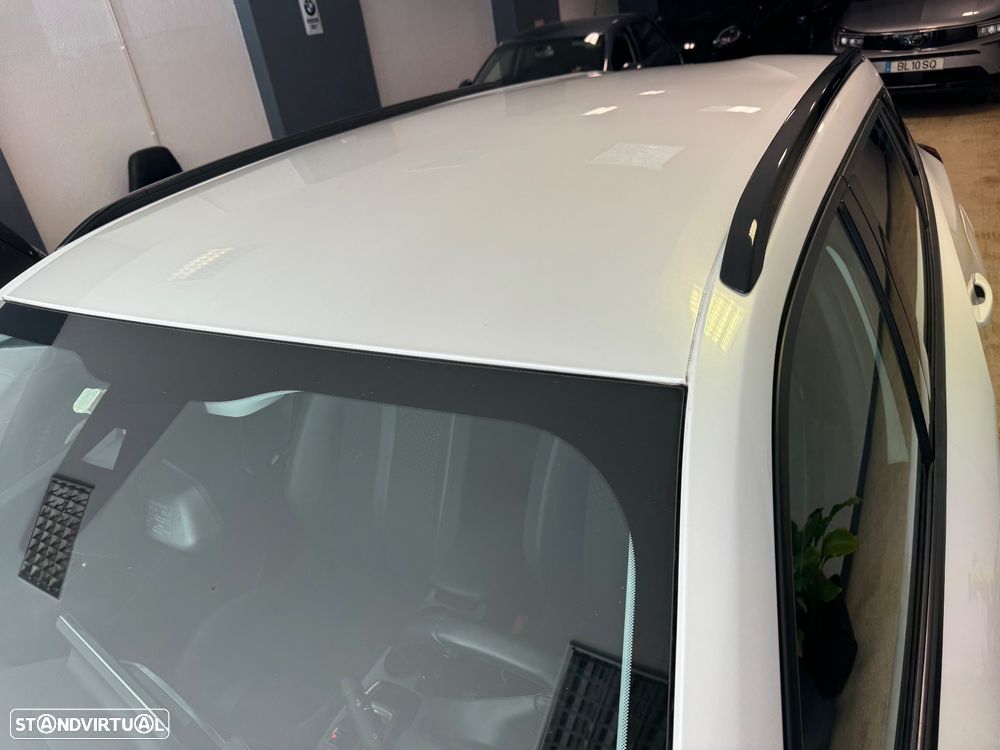 Peugeot e-2008 50 kWh Allure Pack - 31