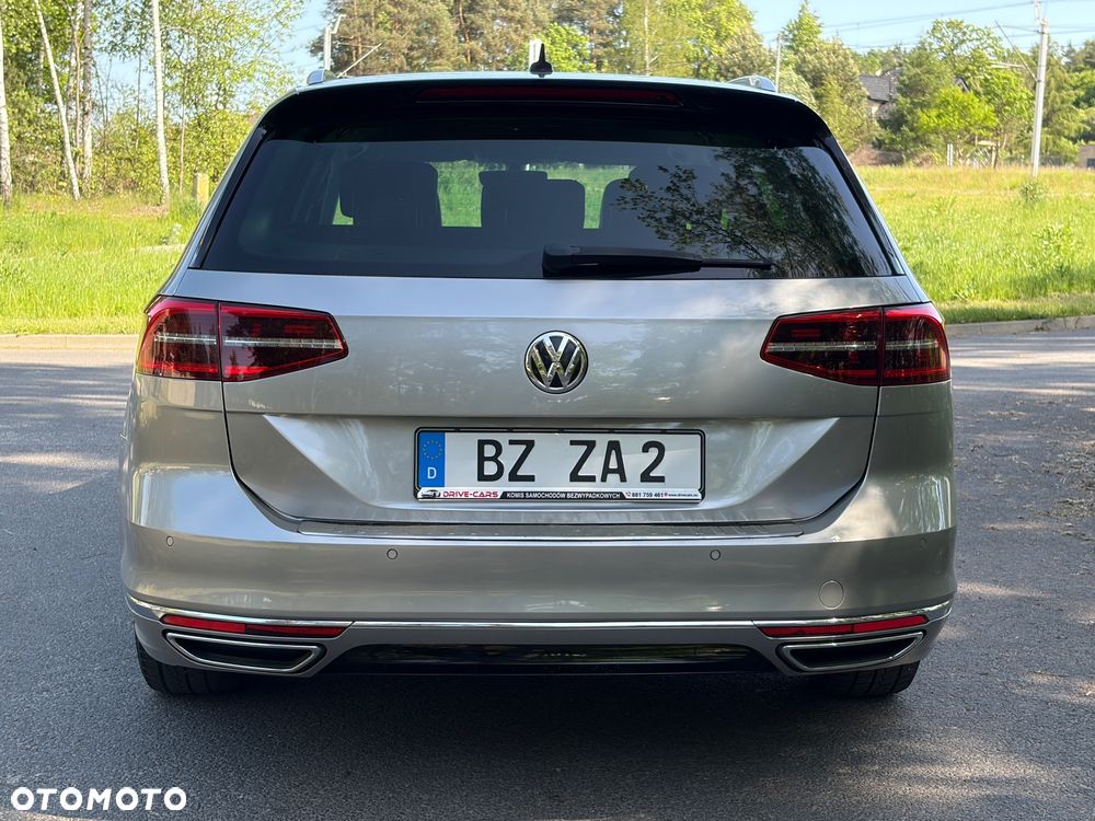 Volkswagen Passat Variant 2.0 TDI DSG (BlueMotion Technology) Highline - 34