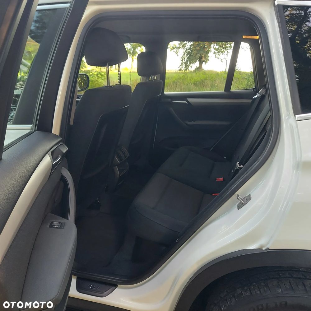 BMW X3 xDrive20d - 12