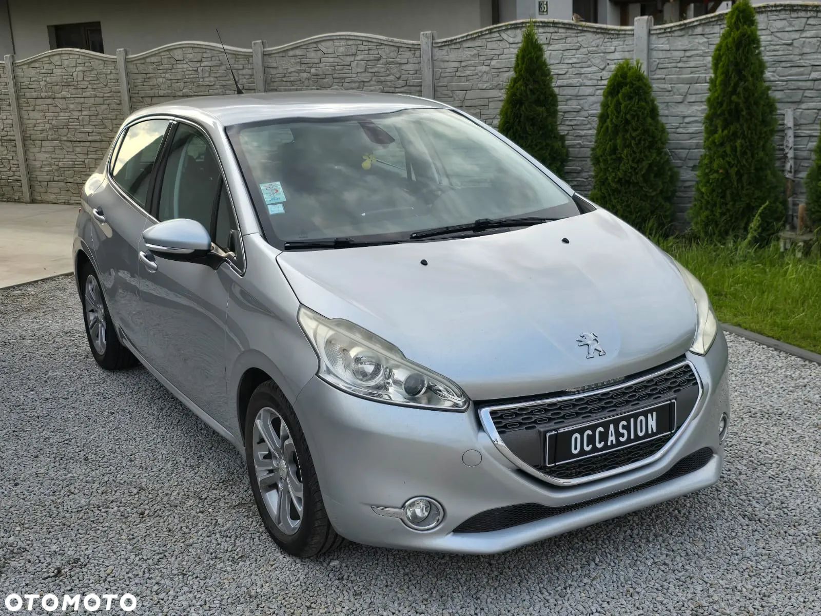 Peugeot 208 PureTech 82 Urban Move - 1