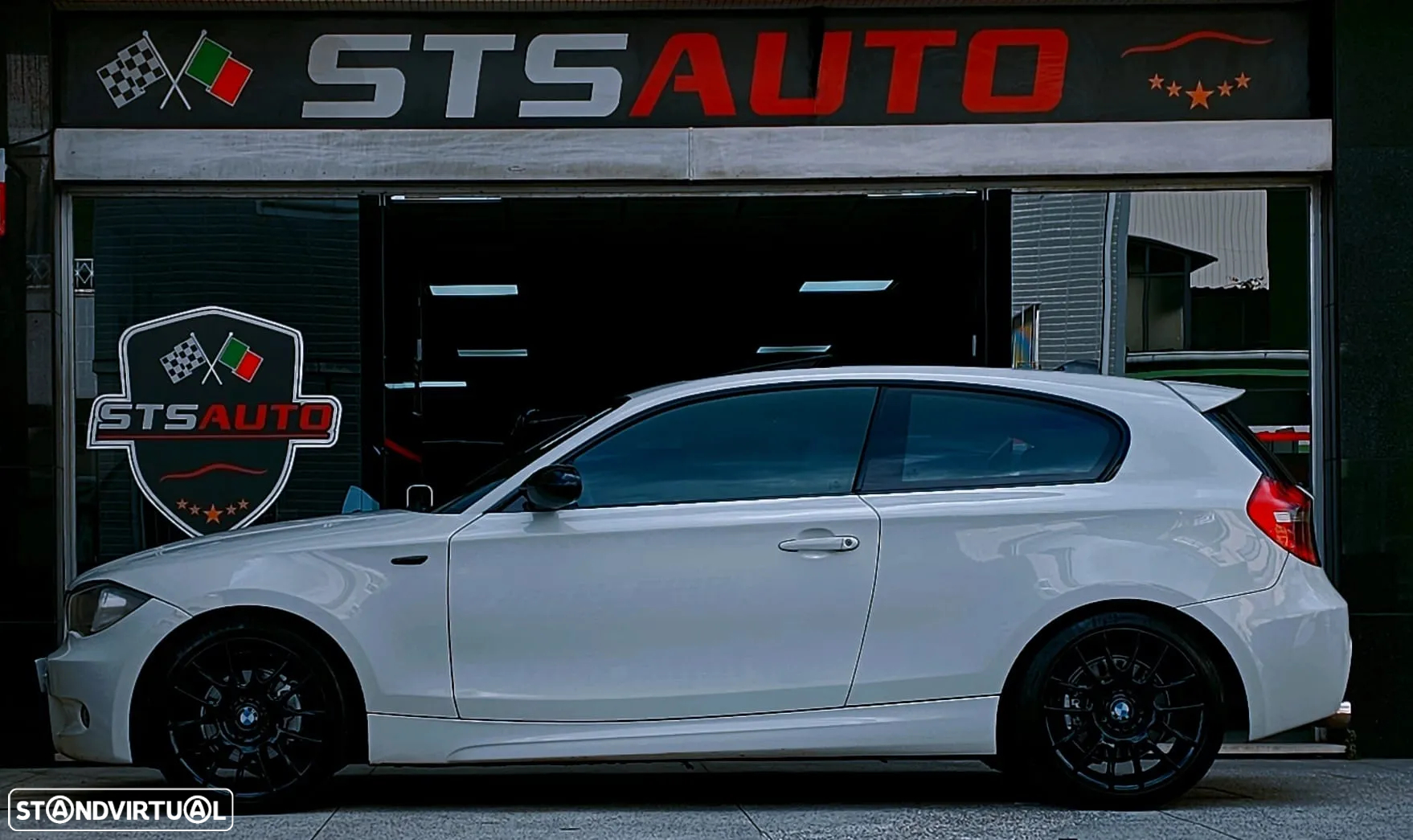 BMW 118 d Pack M - 16